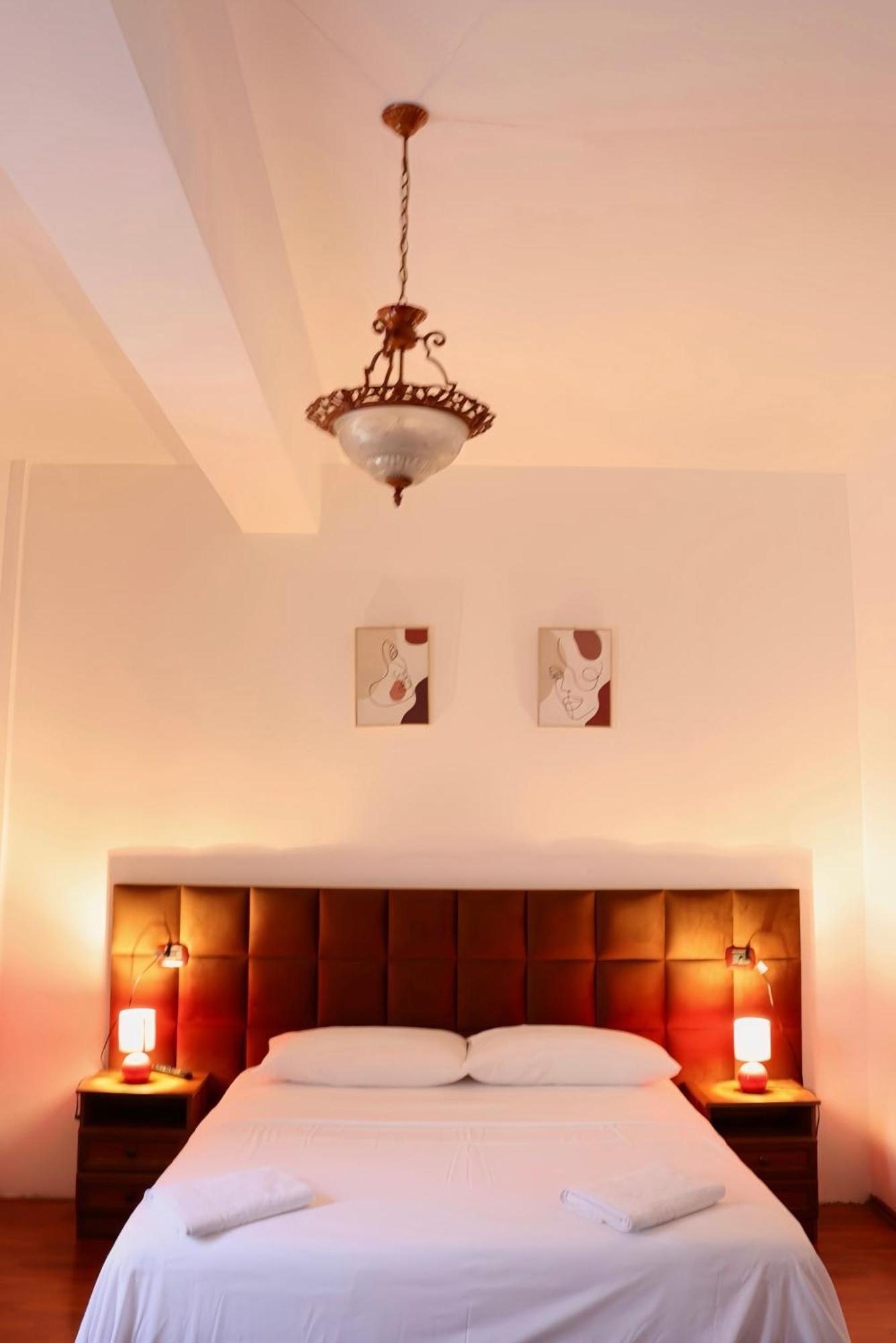 Grand Hotel Kruje Luaran gambar